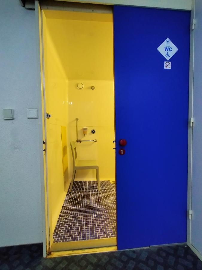Hotel Thania Frontignan Dış mekan fotoğraf